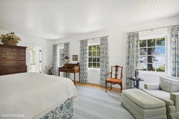 $9,975,000 | 15360 Lakeshore Road, Lakeside, MI 49116