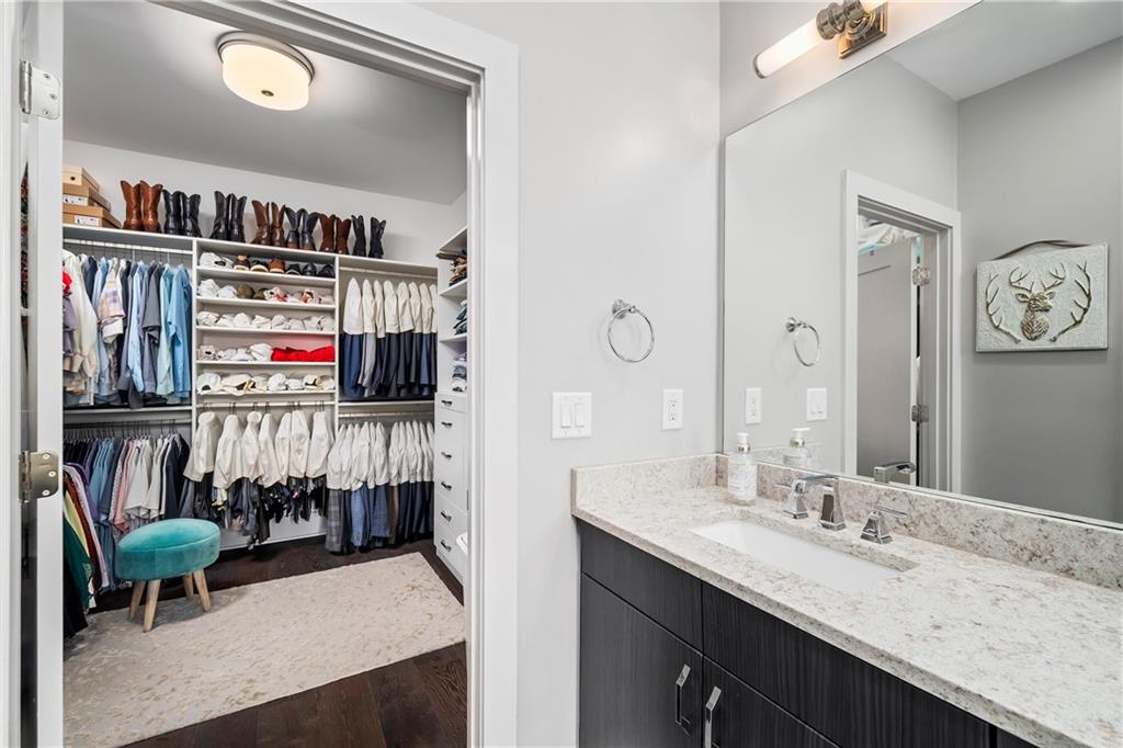 108 Canton Way Roswell, GA 30075 - Photo 23 of 46 a en suite bathroom with a sink double vanity and a mirror