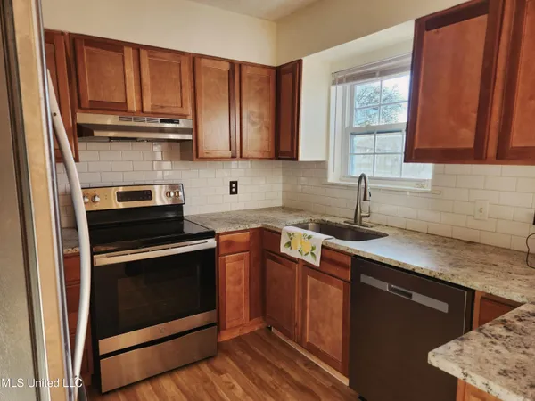 $129,900 | 5025 Wayneland Drive, Unit H3, Jackson, MS 39211