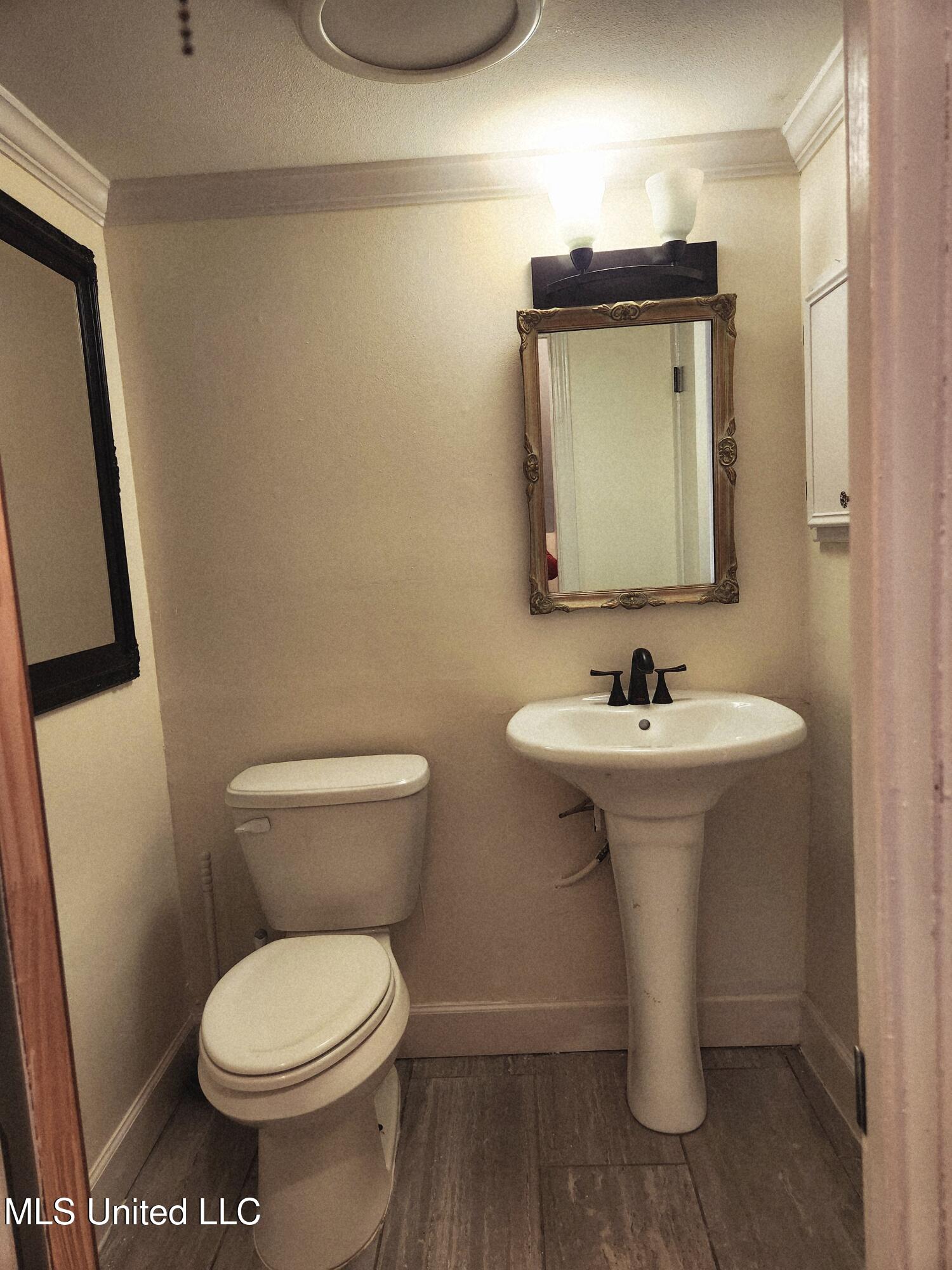 5025 Wayneland Drive, Unit H3 Jackson, MS 39211 - Photo 12 of 32 20260222_160717