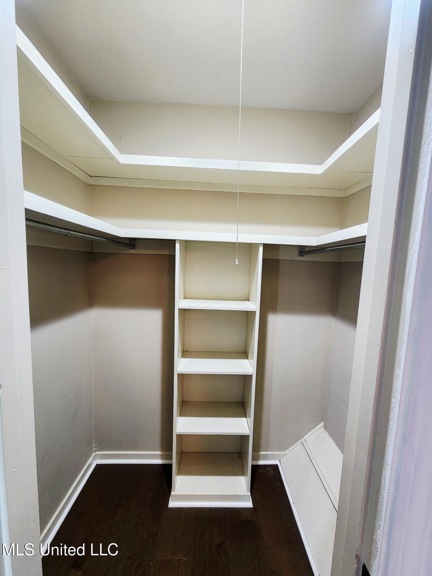 5025 Wayneland Drive, Unit H3 Jackson, MS 39211 - Photo 17 of 32 20260220_121353