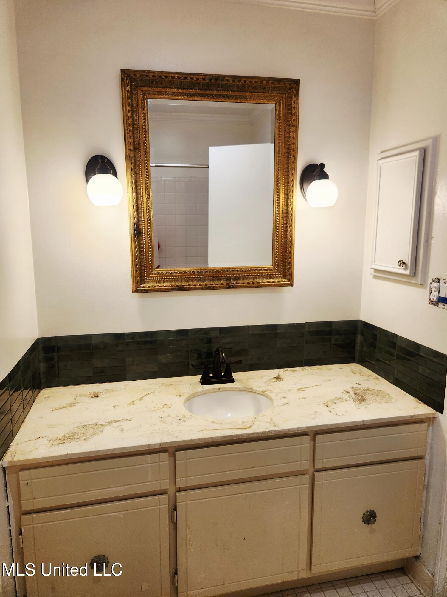 5025 Wayneland Drive, Unit H3 Jackson, MS 39211 - Photo 22 of 32 20260223_142205