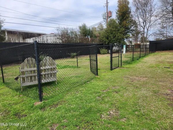 $129,900 | 5025 Wayneland Drive, Unit H3, Jackson, MS 39211