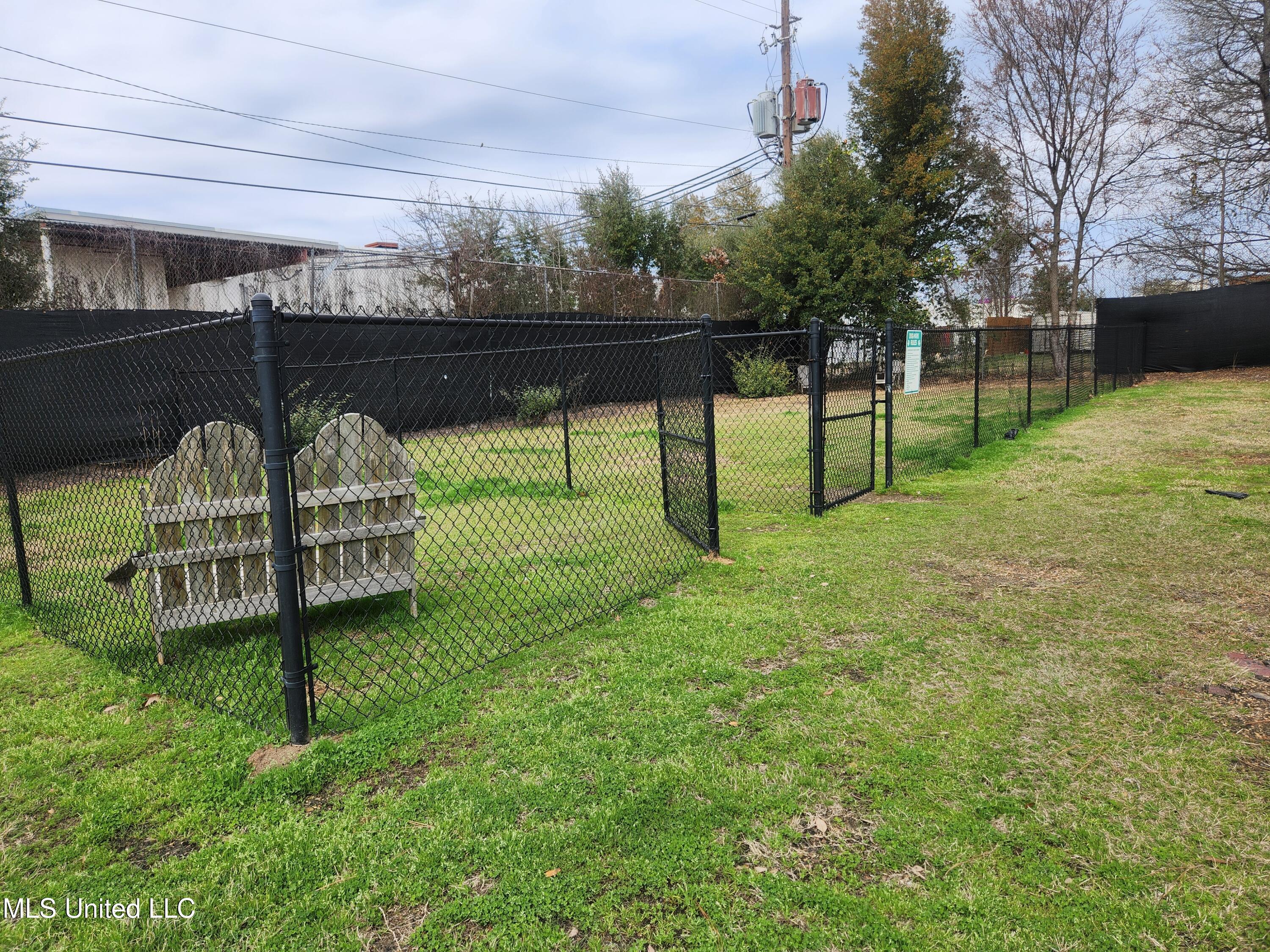 5025 Wayneland Drive, Unit H3 Jackson, MS 39211 - Photo 26 of 32 20260220_114840