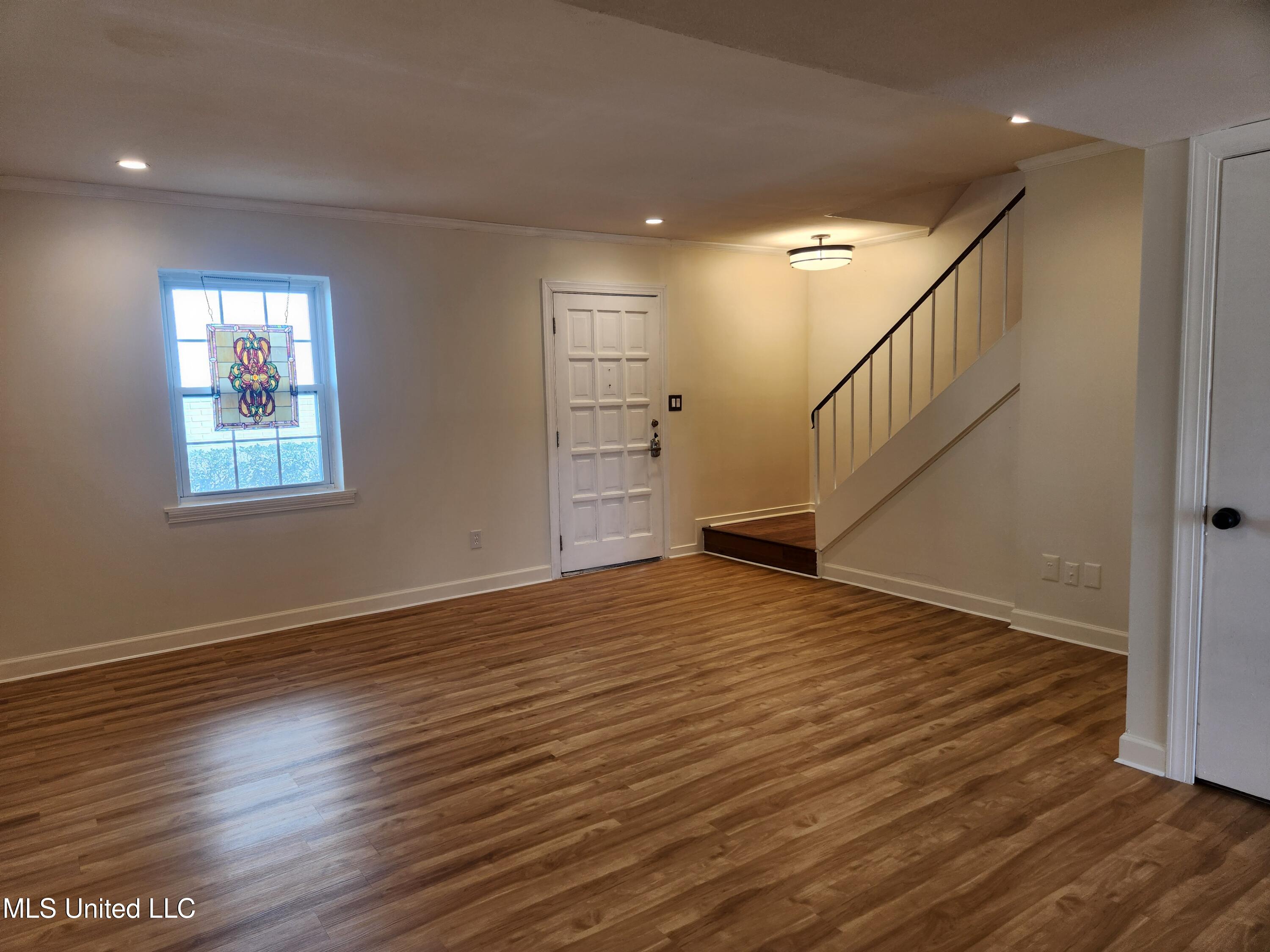 5025 Wayneland Drive, Unit H3 Jackson, MS 39211 - Photo 5 of 32 20260223_142038