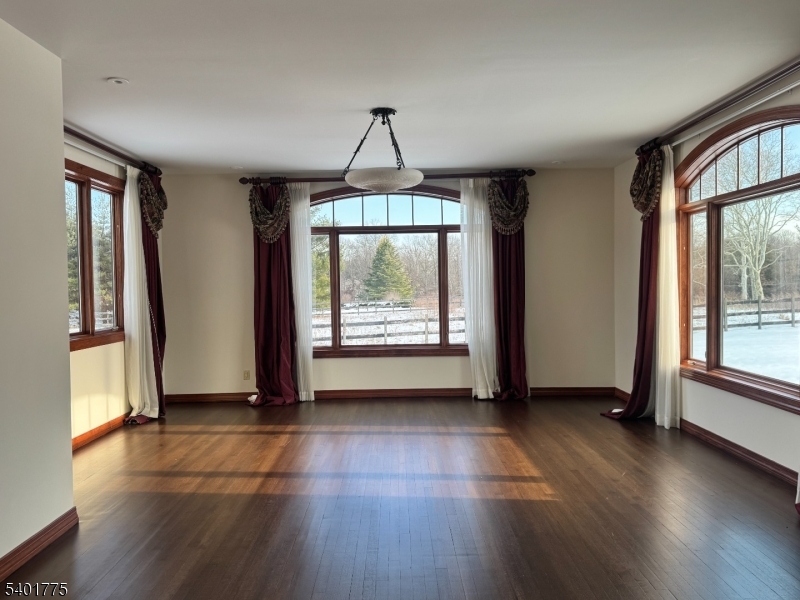 2185 Amwell Road Somerset, NJ 08873 - Photo 27 of 43