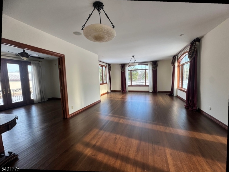 2185 Amwell Road Somerset, NJ 08873 - Photo 29 of 43