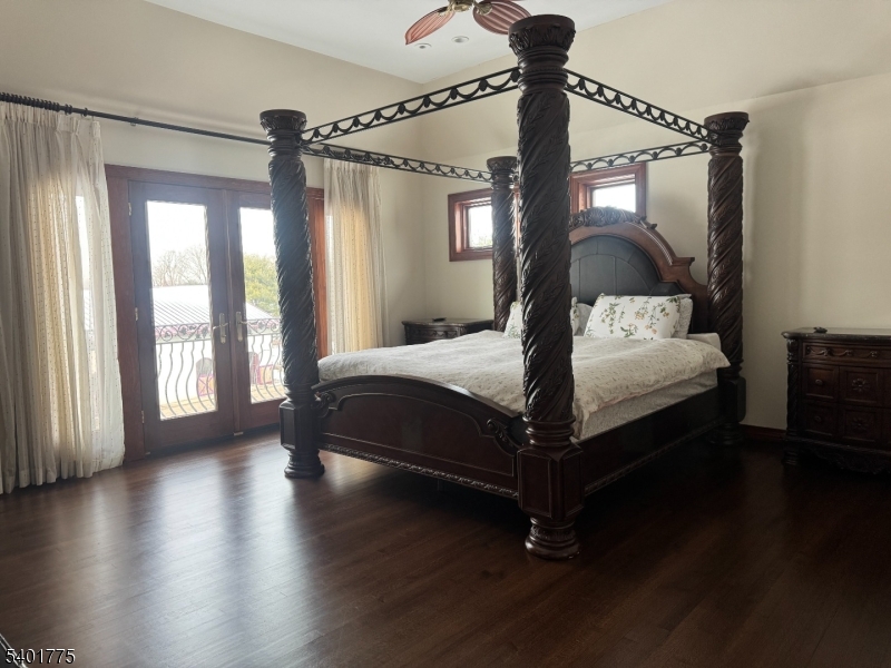 2185 Amwell Road Somerset, NJ 08873 - Photo 35 of 43