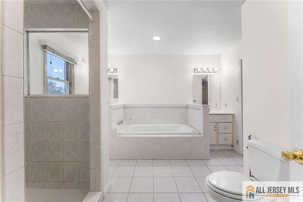 57 Westervelt Avenue Edison, NJ 08817 - Photo 23 of 39