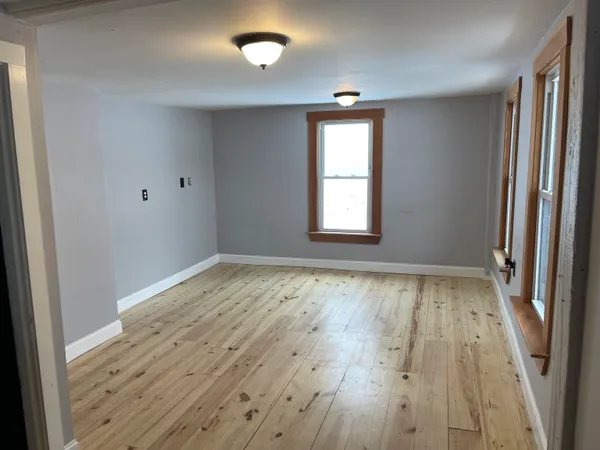 $2,500 | 173 Main Street, Unit 1, Belmont, NH 03220