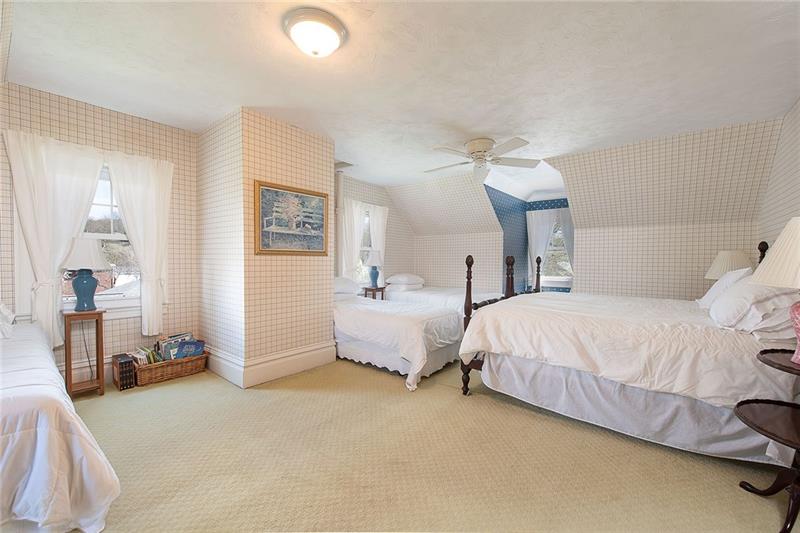 304 Quaker Road Sewickley, PA 15143 - Photo 19 of 25 One of the three bedrooms on the 3rd level is very large and currently holds multiple beds for grandchildren.