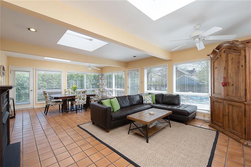 304 Quaker Road Sewickley, PA 15143 - Photo 10 of 25 Expansive living room provides space for casual dining, games and movie night.