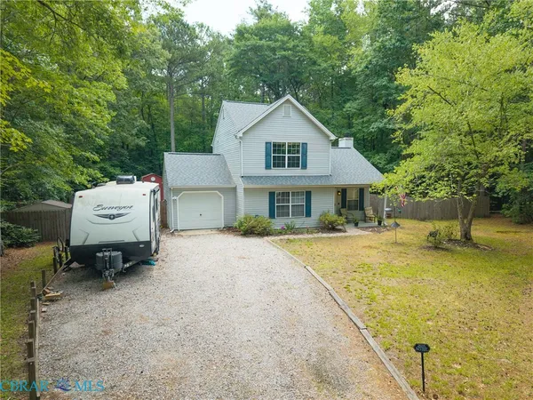 $359,900 | 8269 Kitchener Drive, Gloucester, VA 23061