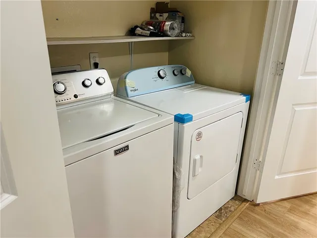 $2,100 | 2708 Silver Oak Drive, College Station, TX 77845