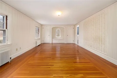 $1,295,000 | 555 Great Road, Lincoln, RI 02865