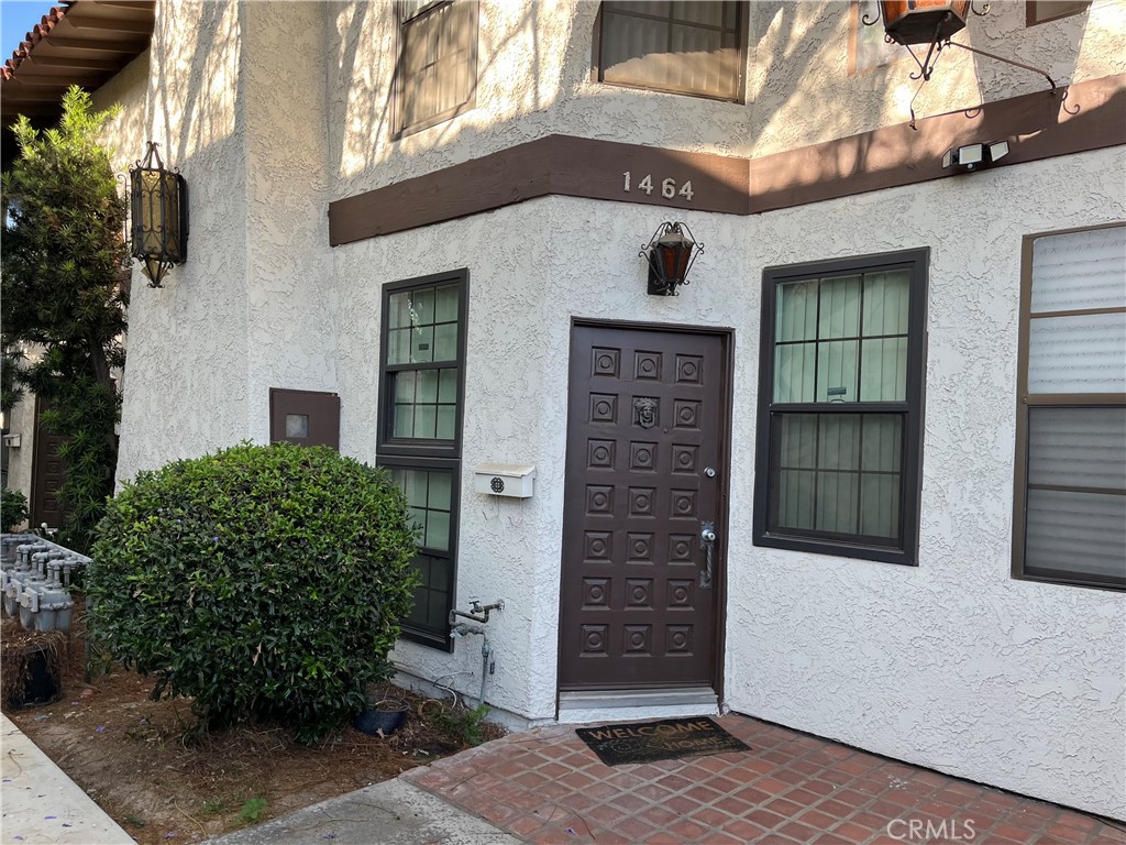 1464 Everton Place Riverside, CA 92507 - Photo 3 of 4