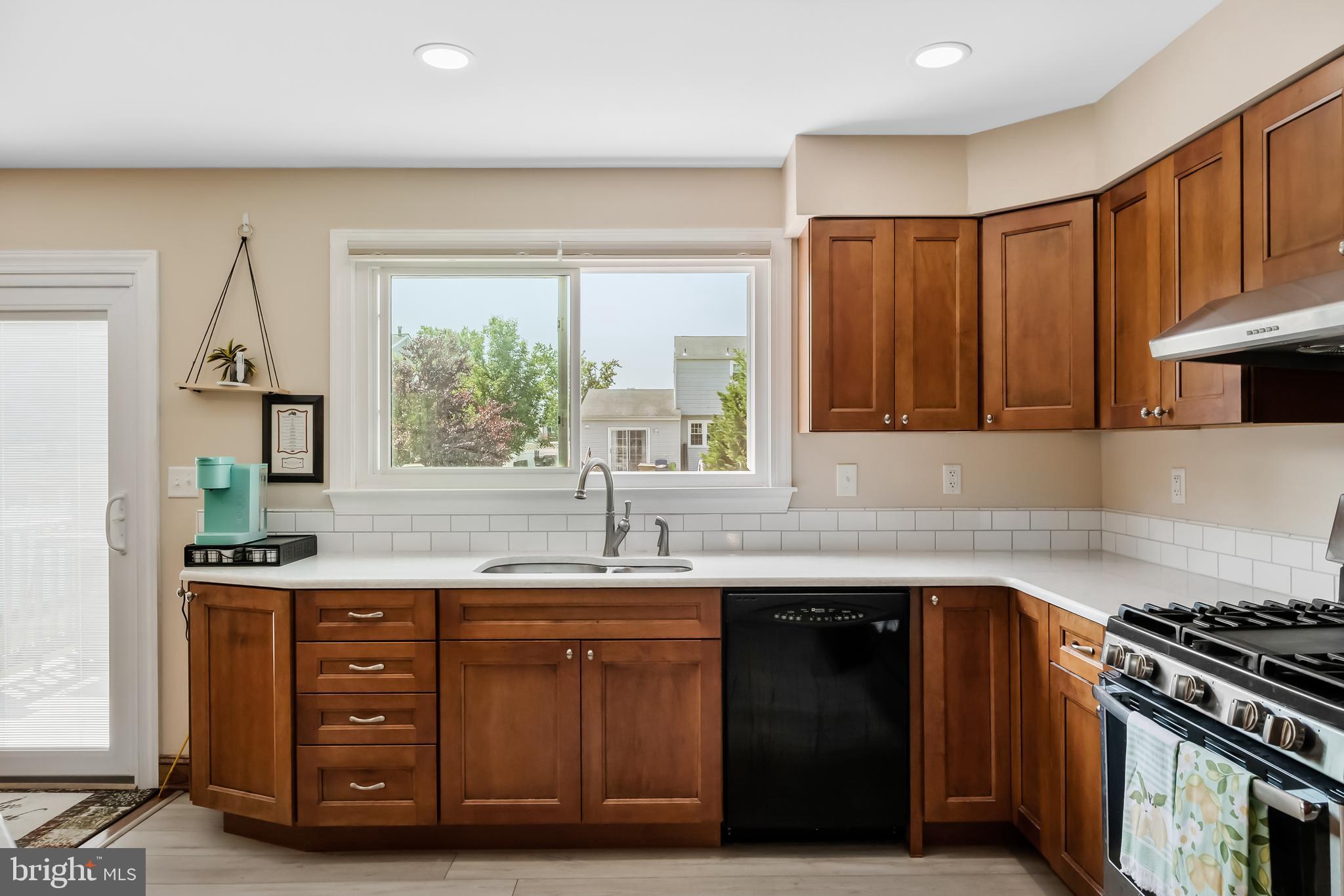 113 Lincoln Drive Clementon, NJ 08021 - Photo 12 of 33