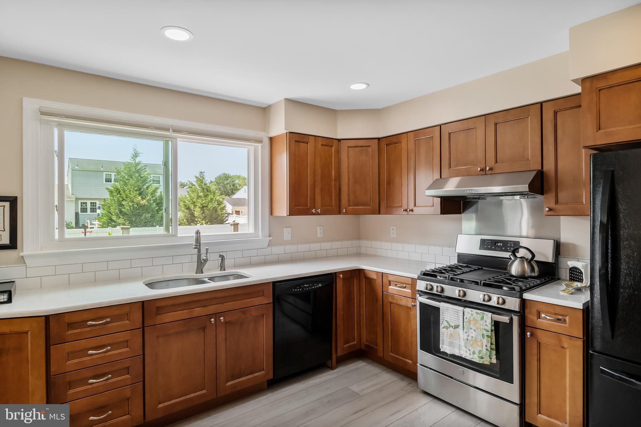 113 Lincoln Drive Clementon, NJ 08021 - Photo 9 of 33