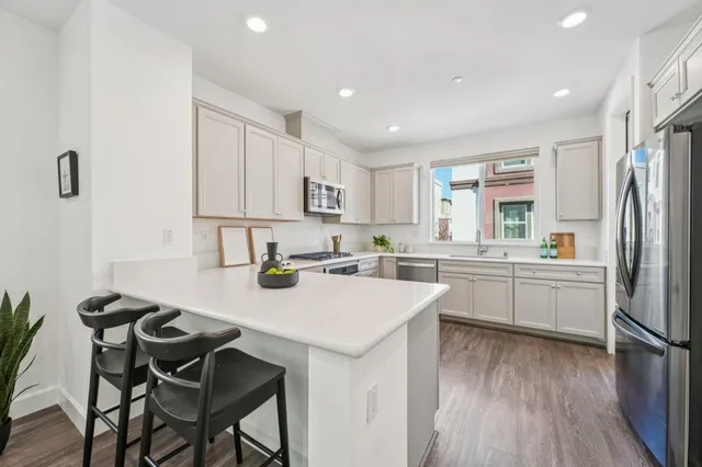 $1,288,000 | 1015 Abruzzo Lane, Unit 1, San Jose, CA 95133