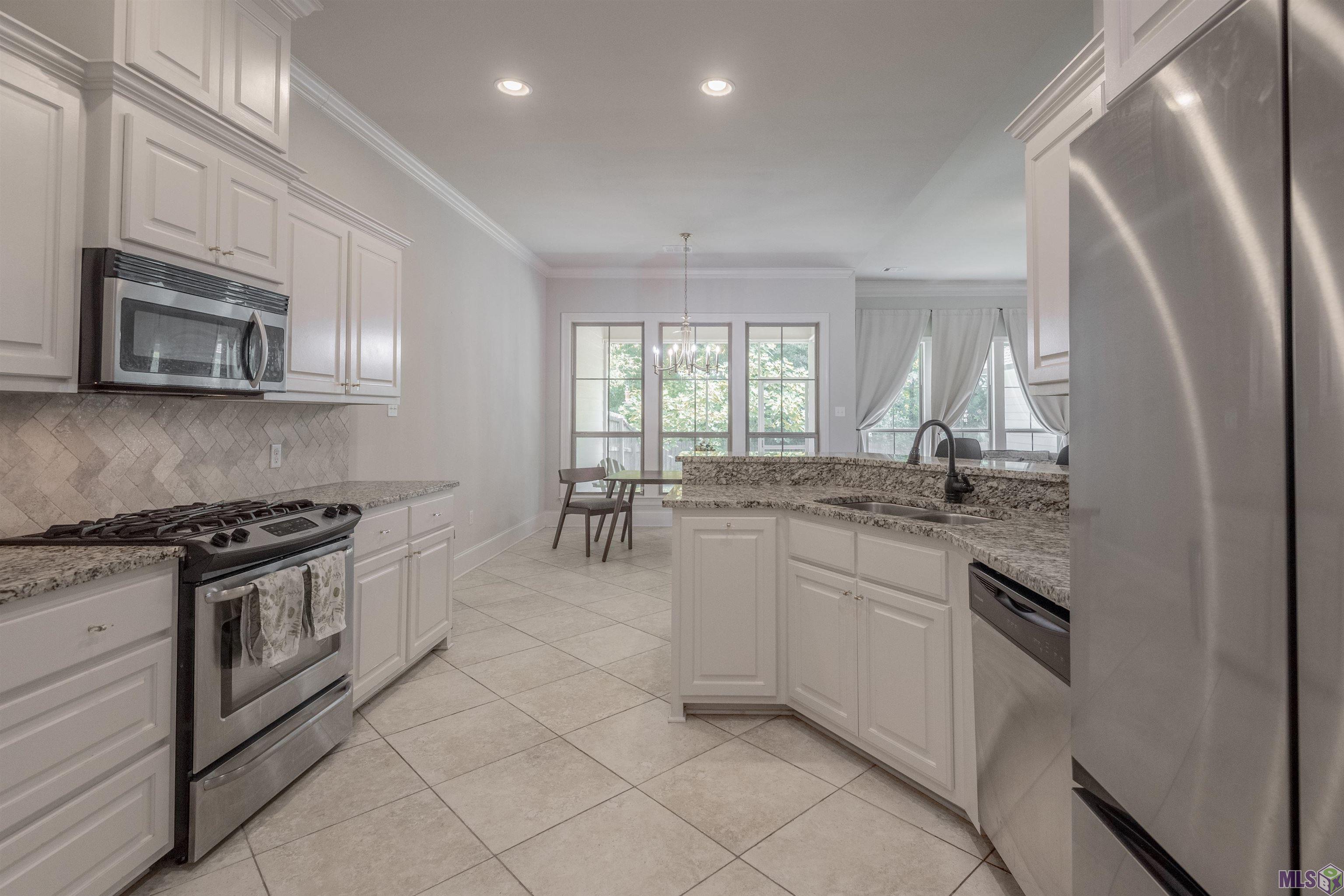 8316 Seville Court Baton Rouge, LA 70820 - Photo 7 of 21