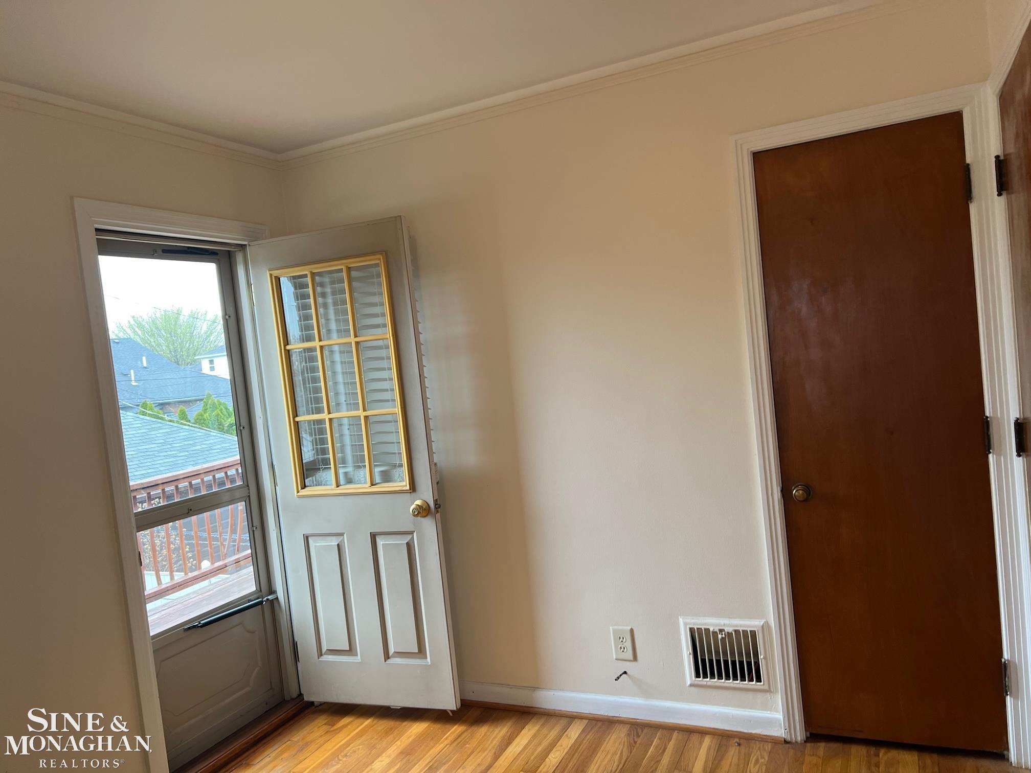 1353 Somerset Avenue Grosse Pointe, MI 48230 - Photo 10 of 22