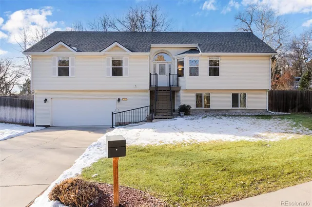 $695,000 | 9010 West 11th Avenue, Lakewood, CO 80215