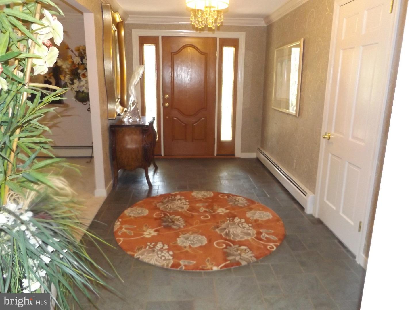 403 Cowpath Road Lansdale, PA 19446 - Photo 2 of 25 Gallery Image 2