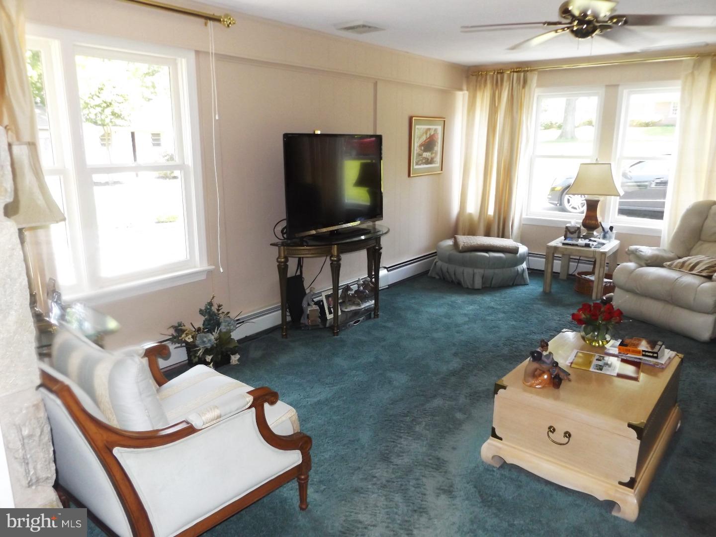 403 Cowpath Road Lansdale, PA 19446 - Photo 4 of 25 Gallery Image 4