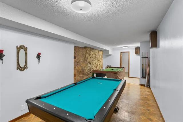 $415,000 | 7201 Whitson Road Southeast, St. Joseph, MO 64507