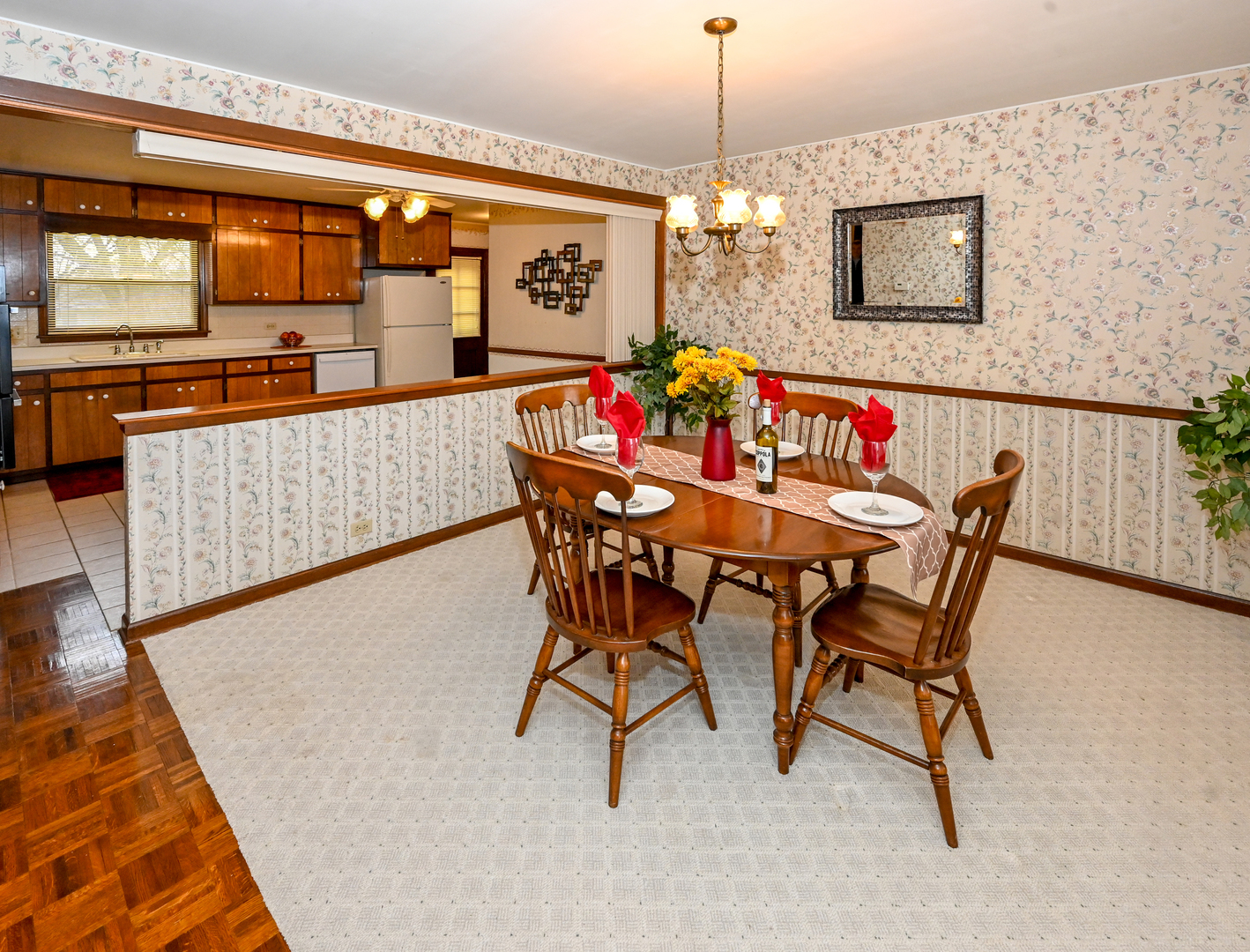 249 South Arlington Heights Road Elk Grove Village, IL 60007 - Photo 5 of 21 a view of a dining room with furniture and chandelier