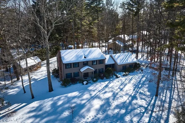 $695,000 | 1 Ashley Circle, Easthampton, MA 01027