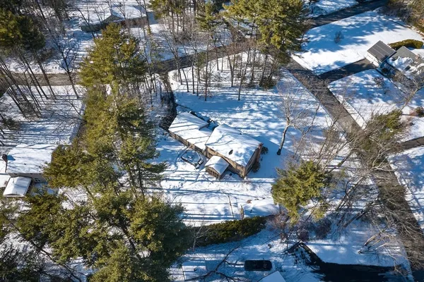 $695,000 | 1 Ashley Circle, Easthampton, MA 01027