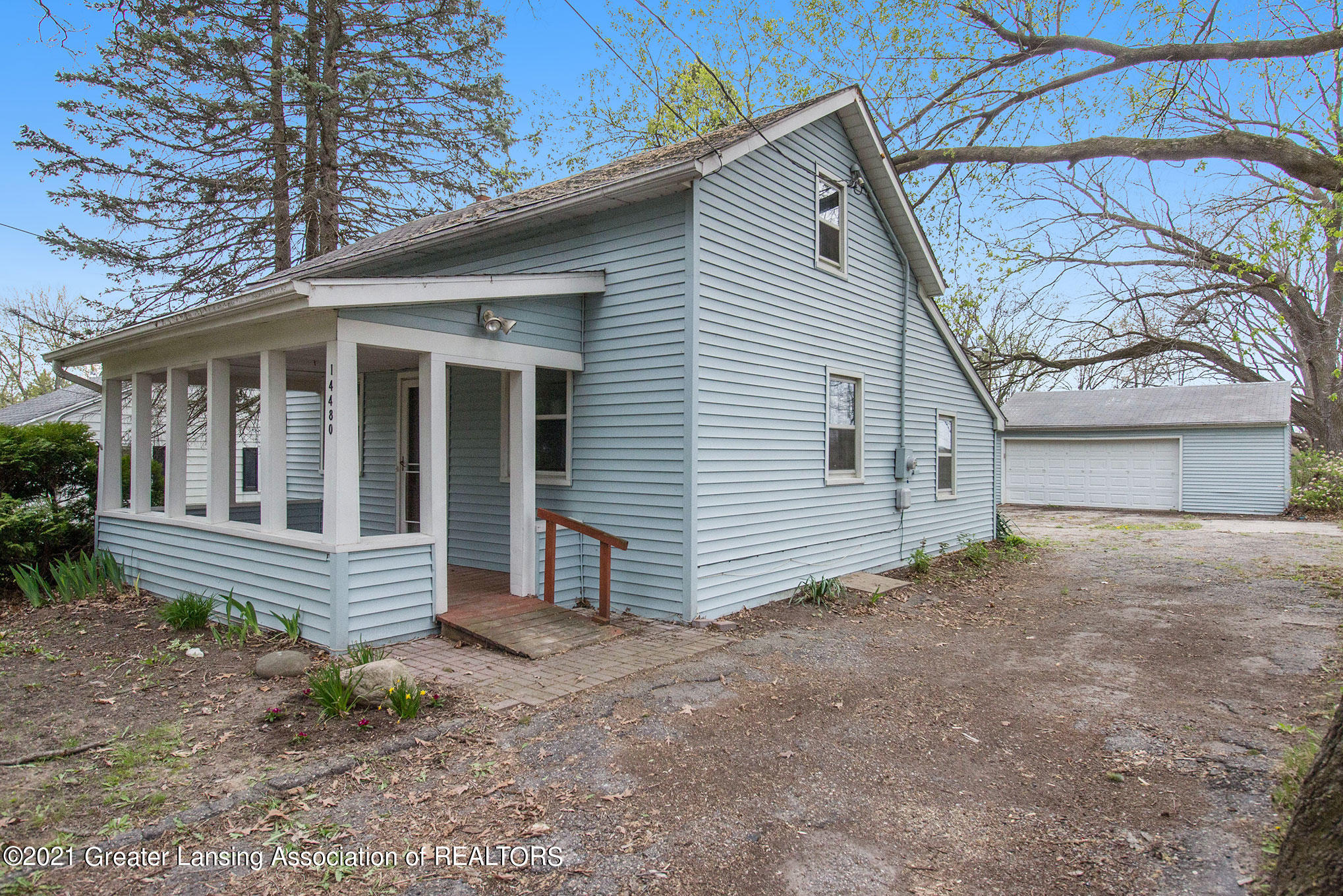 14480 Boichot Road Lansing, MI 48906 - Photo 1 of 27 IMG_0042
