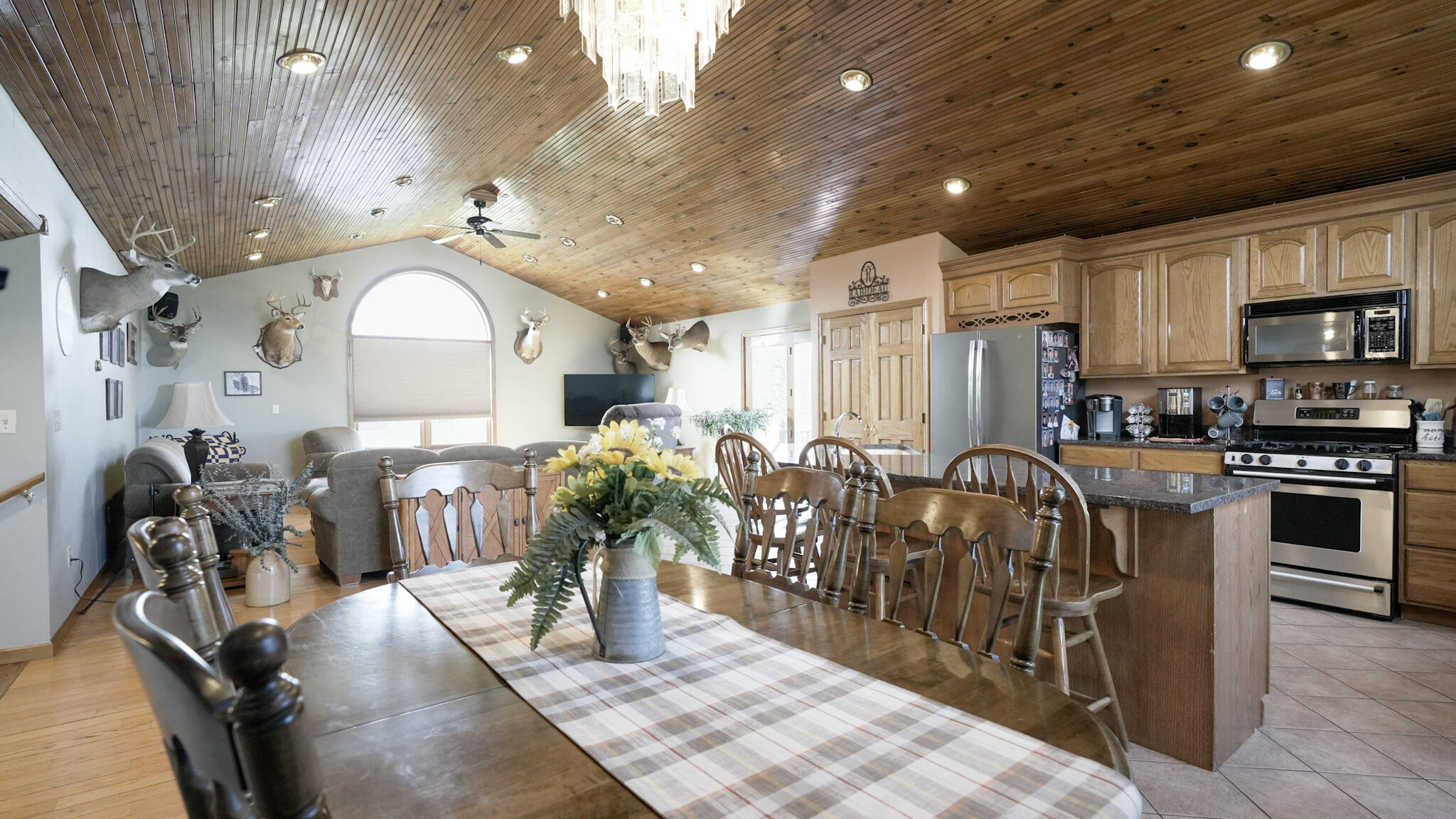 7 Town Hall Road Mooers Forks, NY 12959 - Photo 6 of 45 Dining