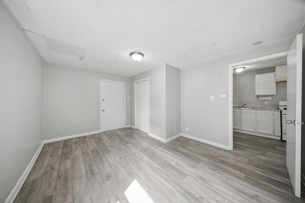 540 Armory Street Springfield, MA 01104 - Photo 20 of 28