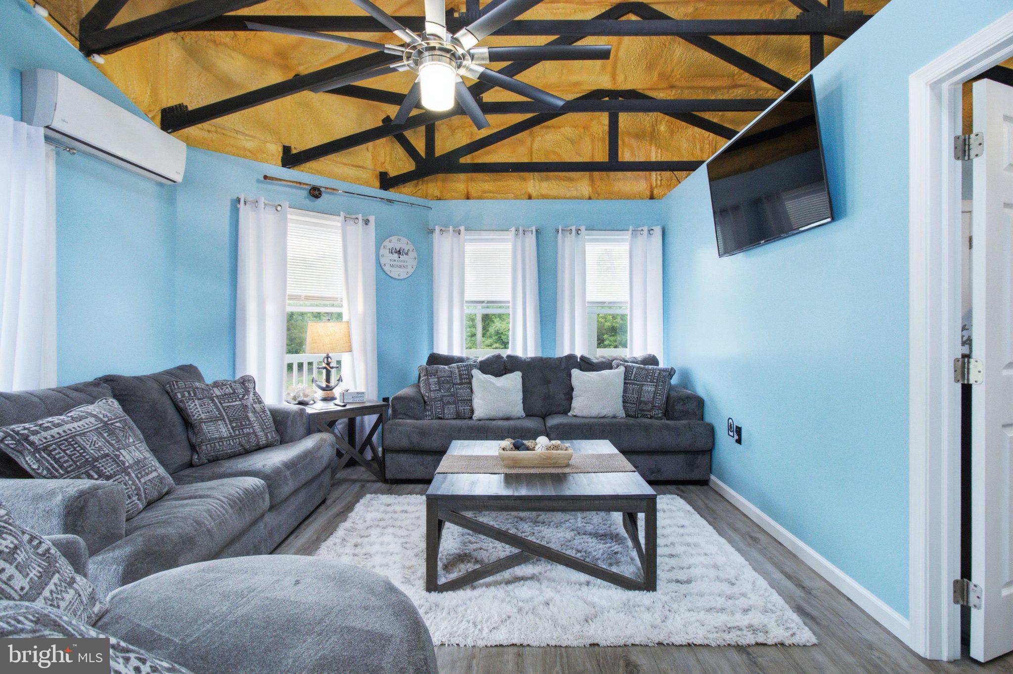 203 Front Drive Mount Union, PA 17066 - Photo 19 of 31 Bright and airy living space retreat.