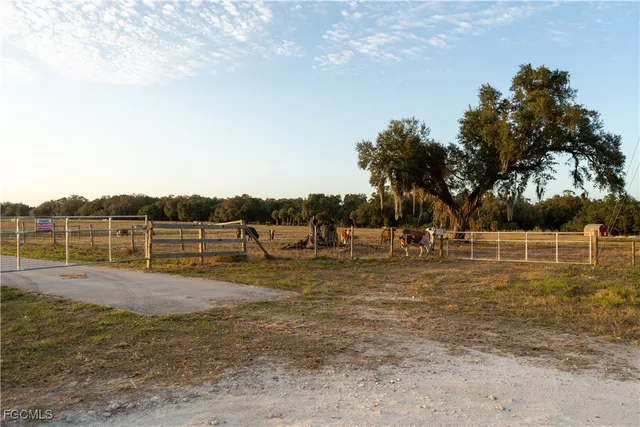 $350,000 | 894 Cemetery Road, LaBelle, FL 33935