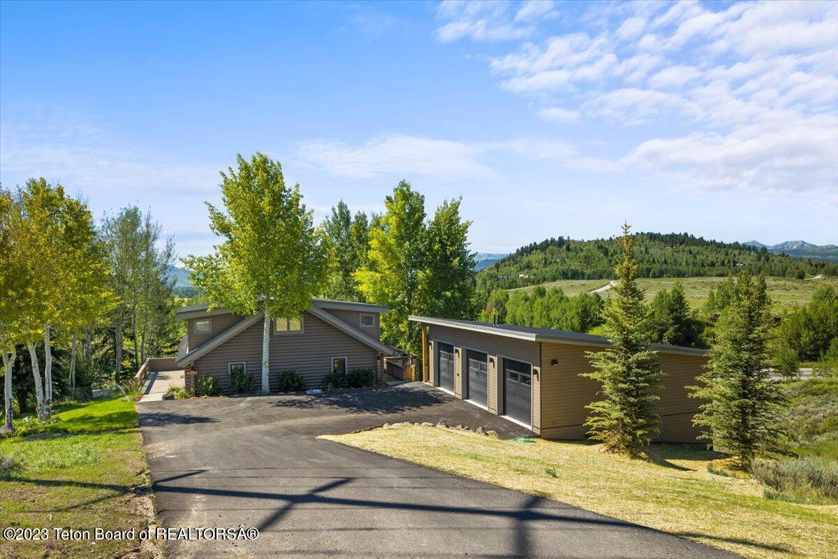 290 North Bar Y Road Jackson, WY 83001 - Photo 1 of 1 Summer Driveway