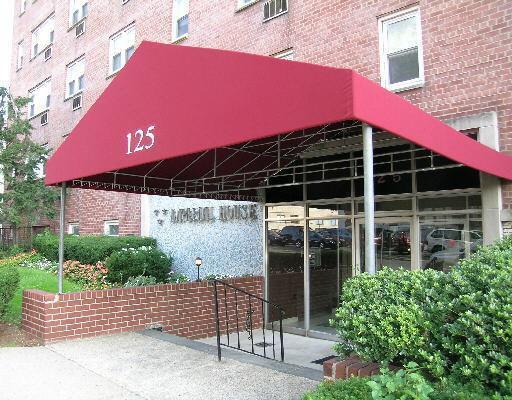 125 Prospect Street, Unit 4F Stamford, CT 06901 - Photo 1 of 1 a view of a house with a street