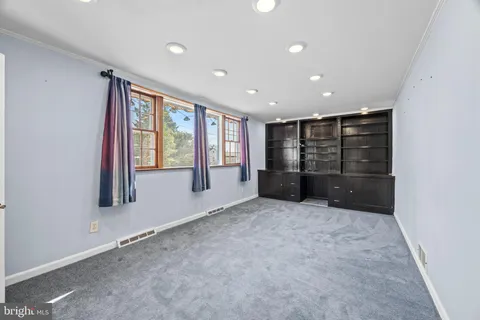 $395,000 | 37 Dewey Road, Cheltenham, PA 19012