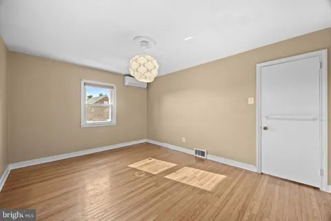 $395,000 | 37 Dewey Road, Cheltenham, PA 19012