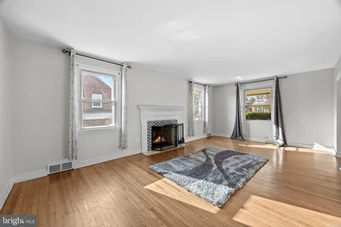 $395,000 | 37 Dewey Road, Cheltenham, PA 19012