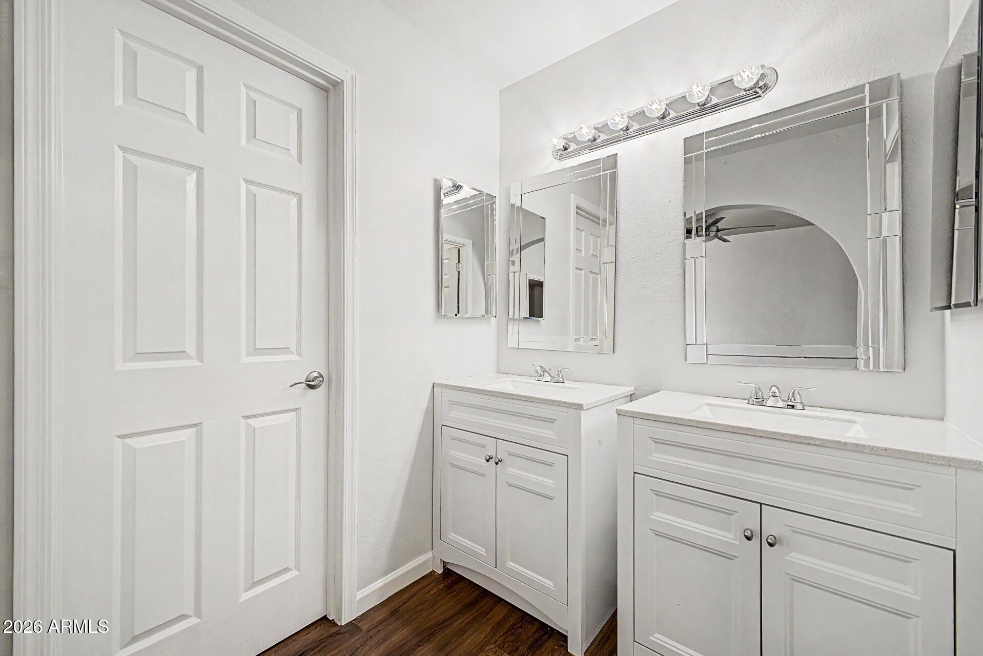 1055 North Recker Road, Unit 1045 Mesa, AZ 85205 - Photo 20 of 35 17-Recker