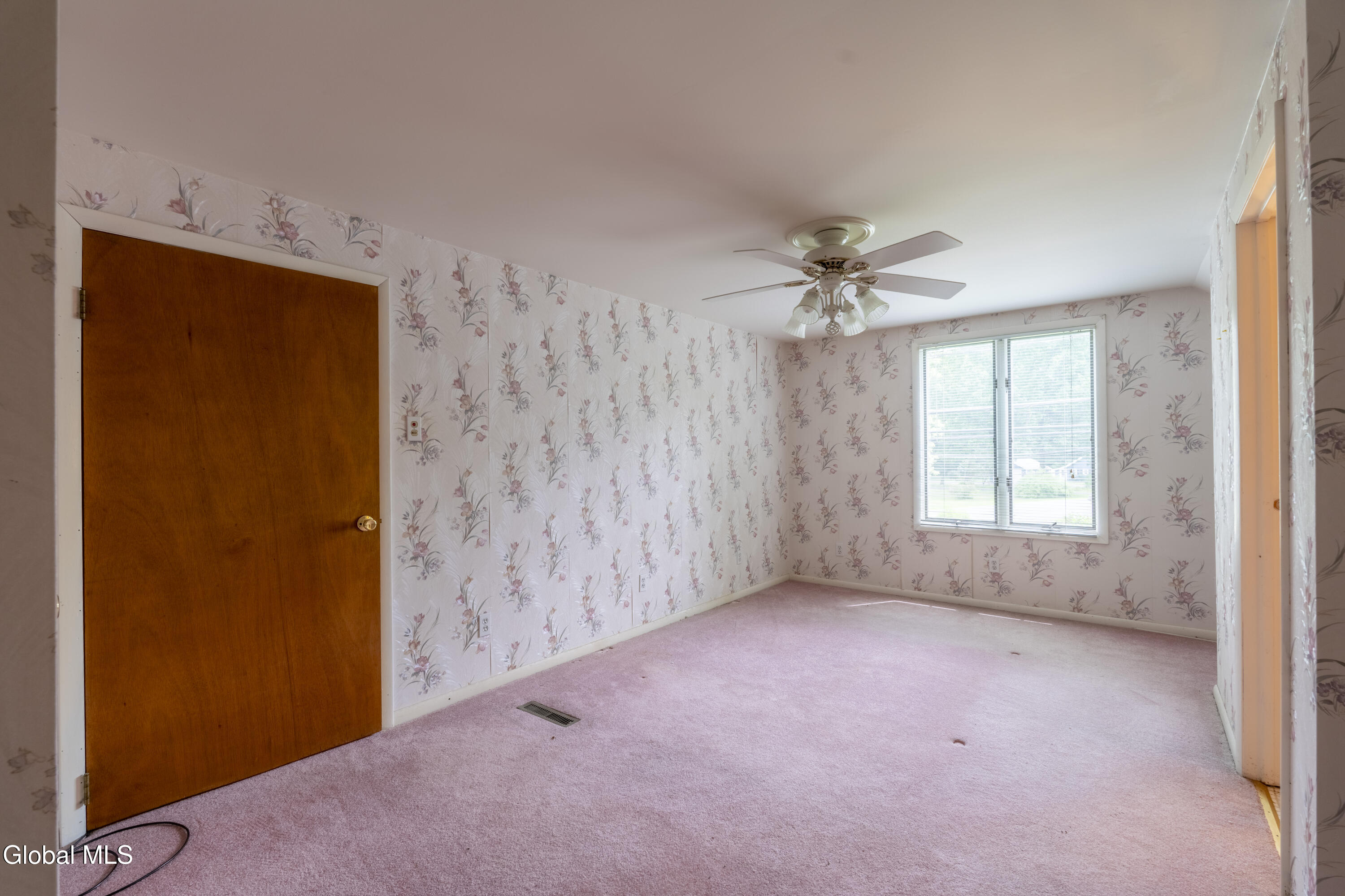 72 Pashley Road Glenville, NY 12302 - Photo 19 of 29 72 Pashley-11