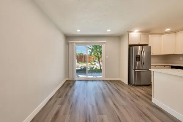 $500,000 | 881 Reuter Drive, West Sacramento, CA 95605