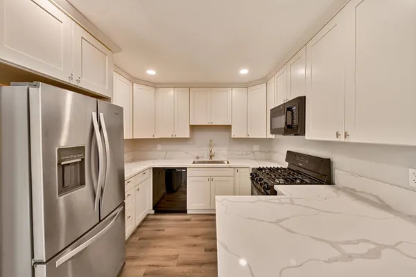 $500,000 | 881 Reuter Drive, West Sacramento, CA 95605