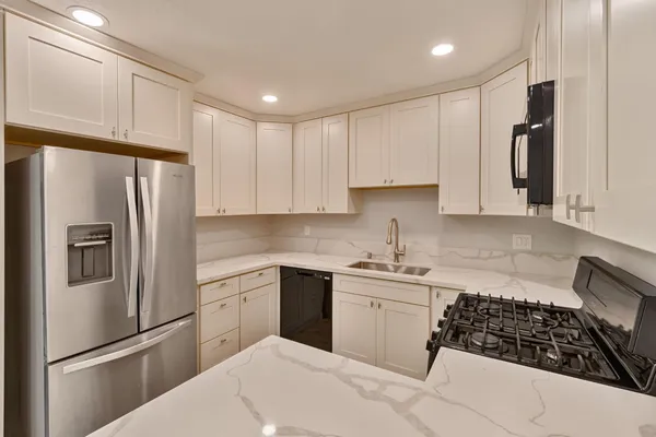 $500,000 | 881 Reuter Drive, West Sacramento, CA 95605