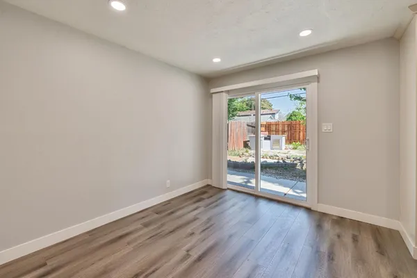 $500,000 | 881 Reuter Drive, West Sacramento, CA 95605