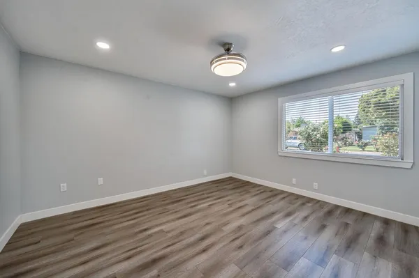 $500,000 | 881 Reuter Drive, West Sacramento, CA 95605