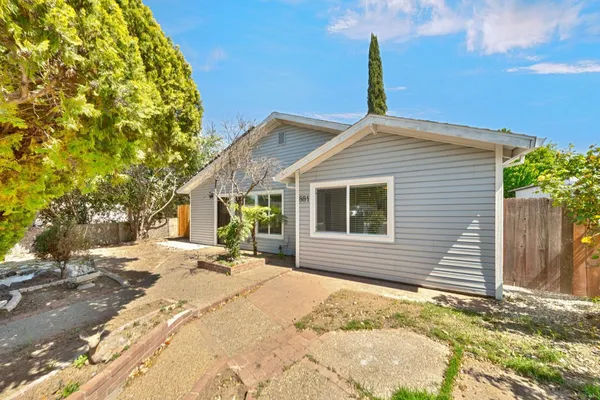 $500,000 | 881 Reuter Drive, West Sacramento, CA 95605